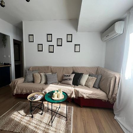 Apartament Happy House Grenada Zewnętrze zdjęcie