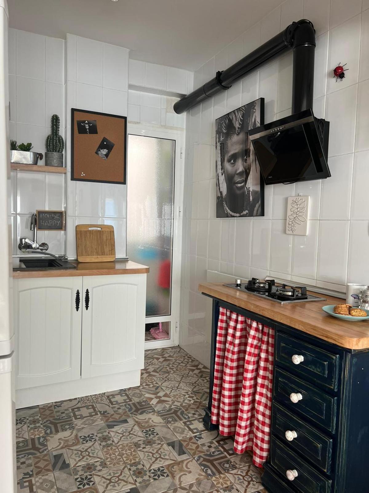 Apartament Happy House Grenada Zewnętrze zdjęcie